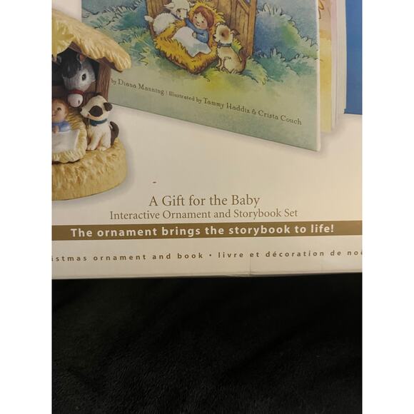 Hallmark Keepsake A gift for the baby interactive ornament and storybook-NIB - Picture 2 of 4